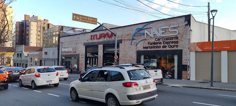 Acoustic Equipamentos e Estética Automotiva
