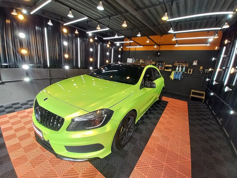 Casa das Capotas - Som e Acessórios Automotivos em Centro, Curitiba/PR - Foto 5