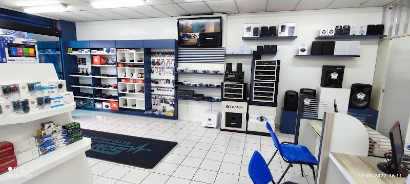 Som Sete - Som e Acessórios Automotivos em Centro, Curitiba/PR - Foto 3